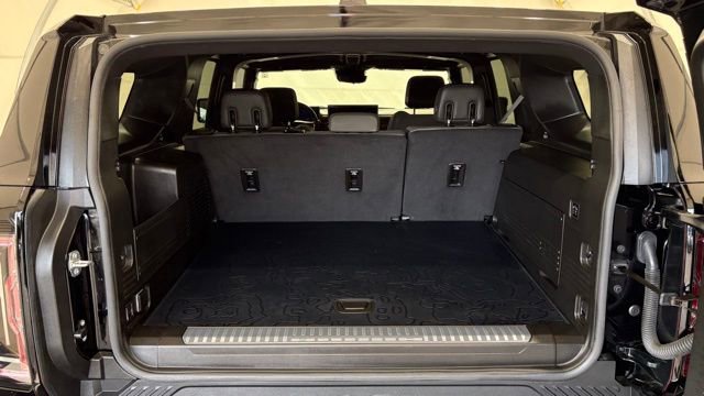 Used 2025 GMC Hummer EV 2X image 4