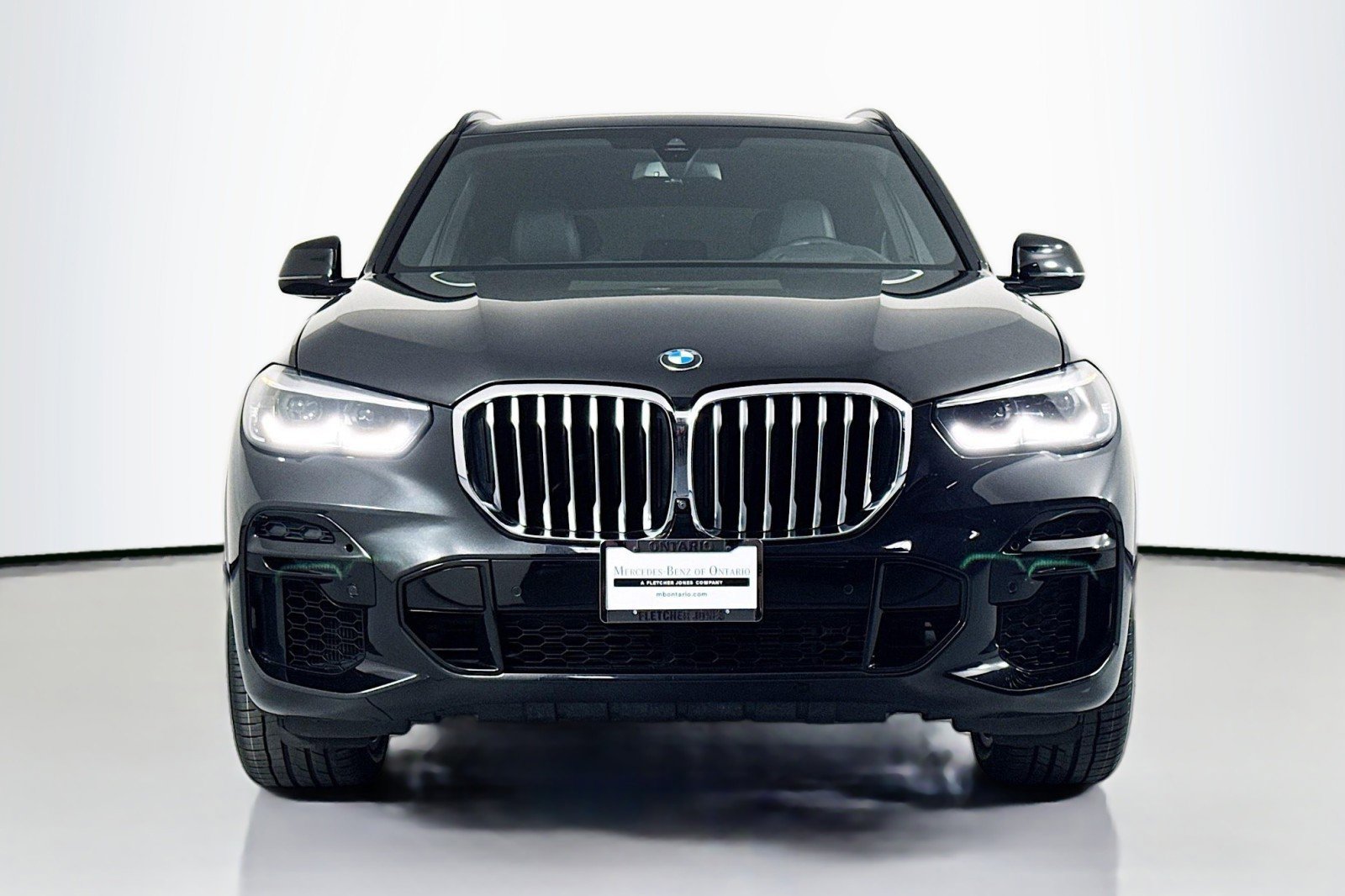 Used 2023 BMW X5 sDrive40i w/ M Sport Package RWD image 2
