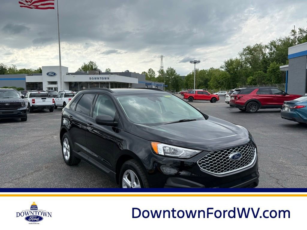 Used 2024 Ford Edge SE