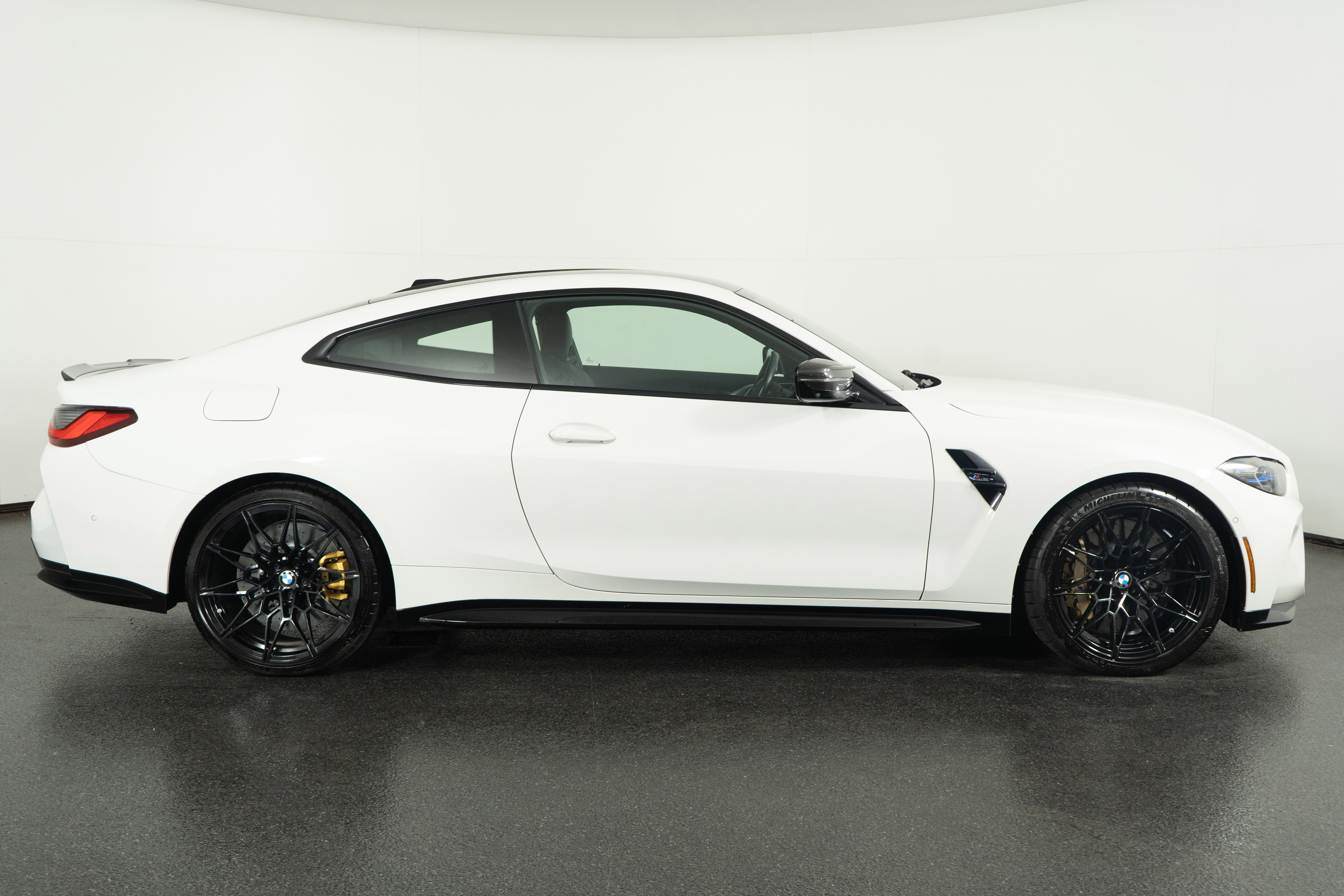 Used 2024 BMW M4 Competition image 5