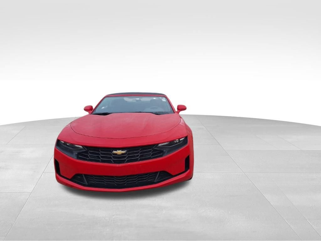 Used 2020 Chevrolet Camaro LT image 3