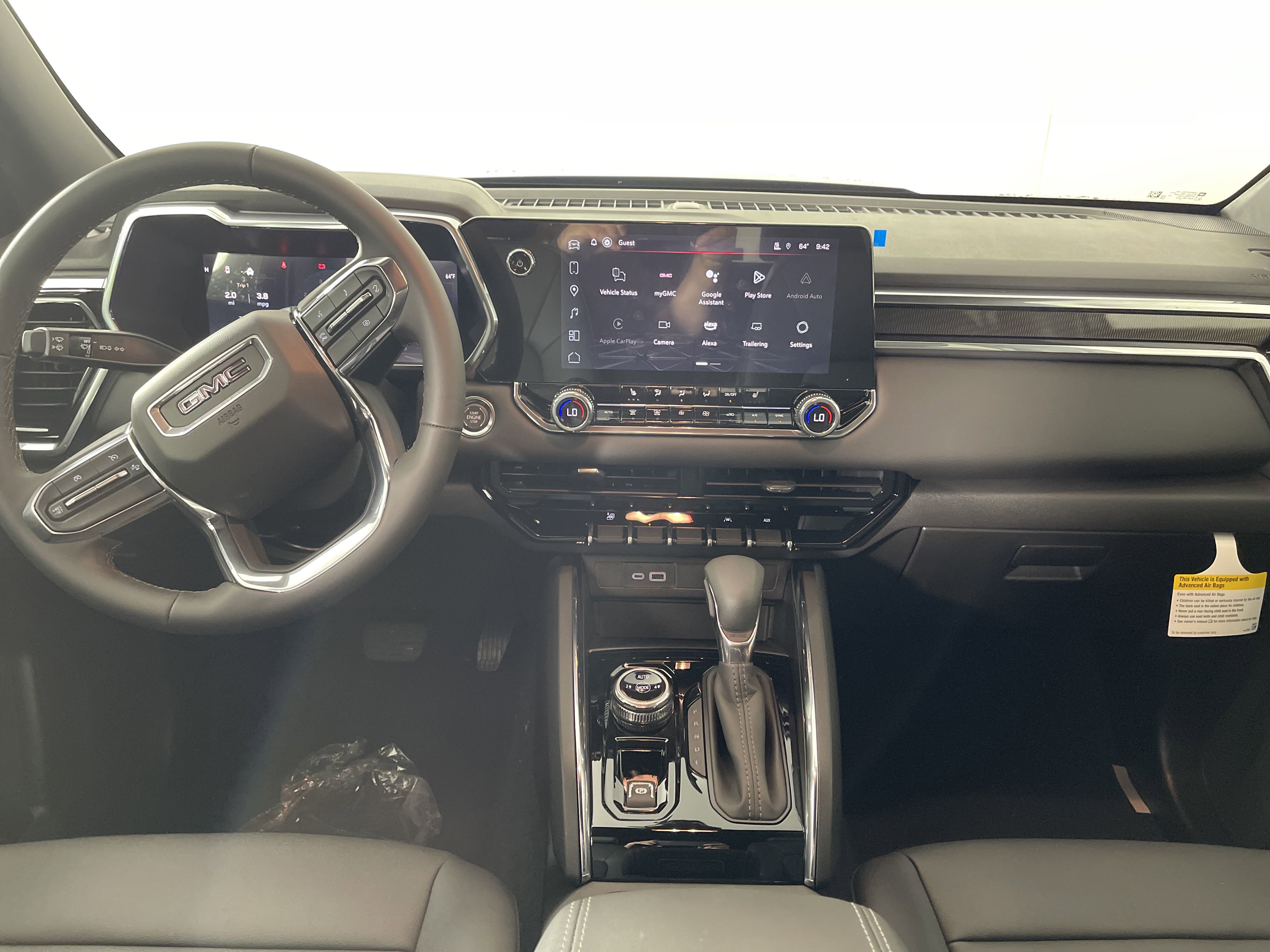 New 2025 GMC Canyon Elevation w/ Convenience Package image 16