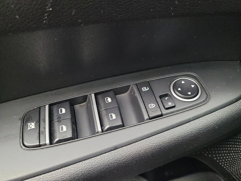 Used 2024 Kia Forte LXS image 27