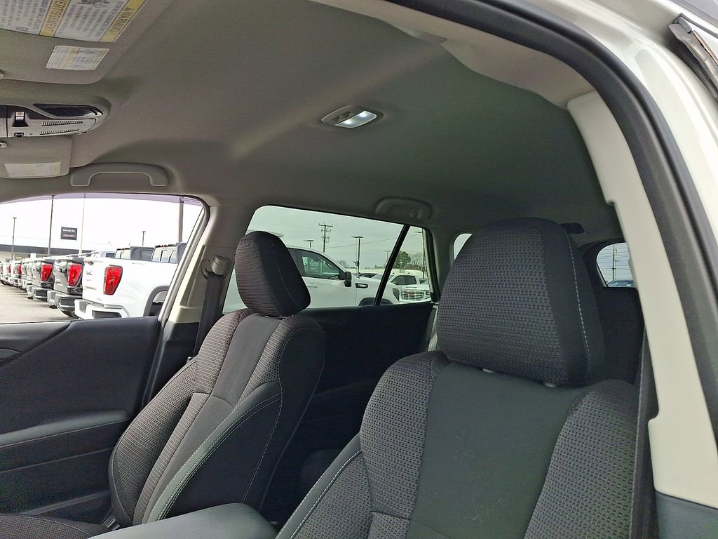 Used 2023 Subaru Outback Premium image 13