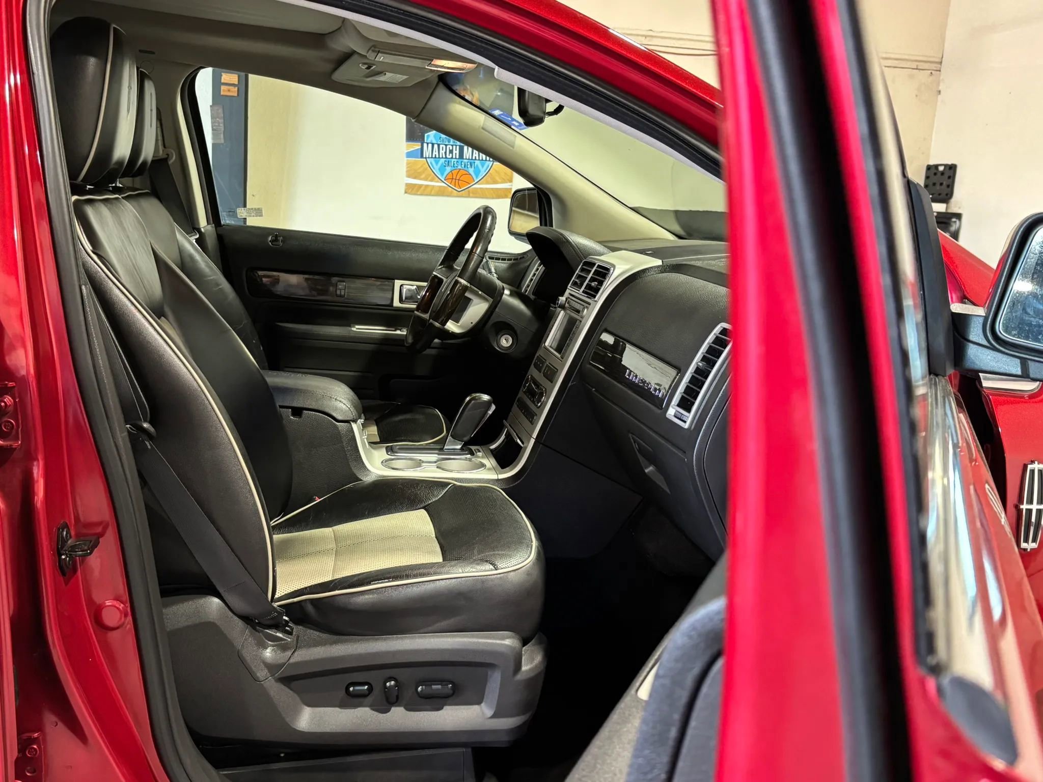Used 2008 Lincoln MKX 2WD image 16