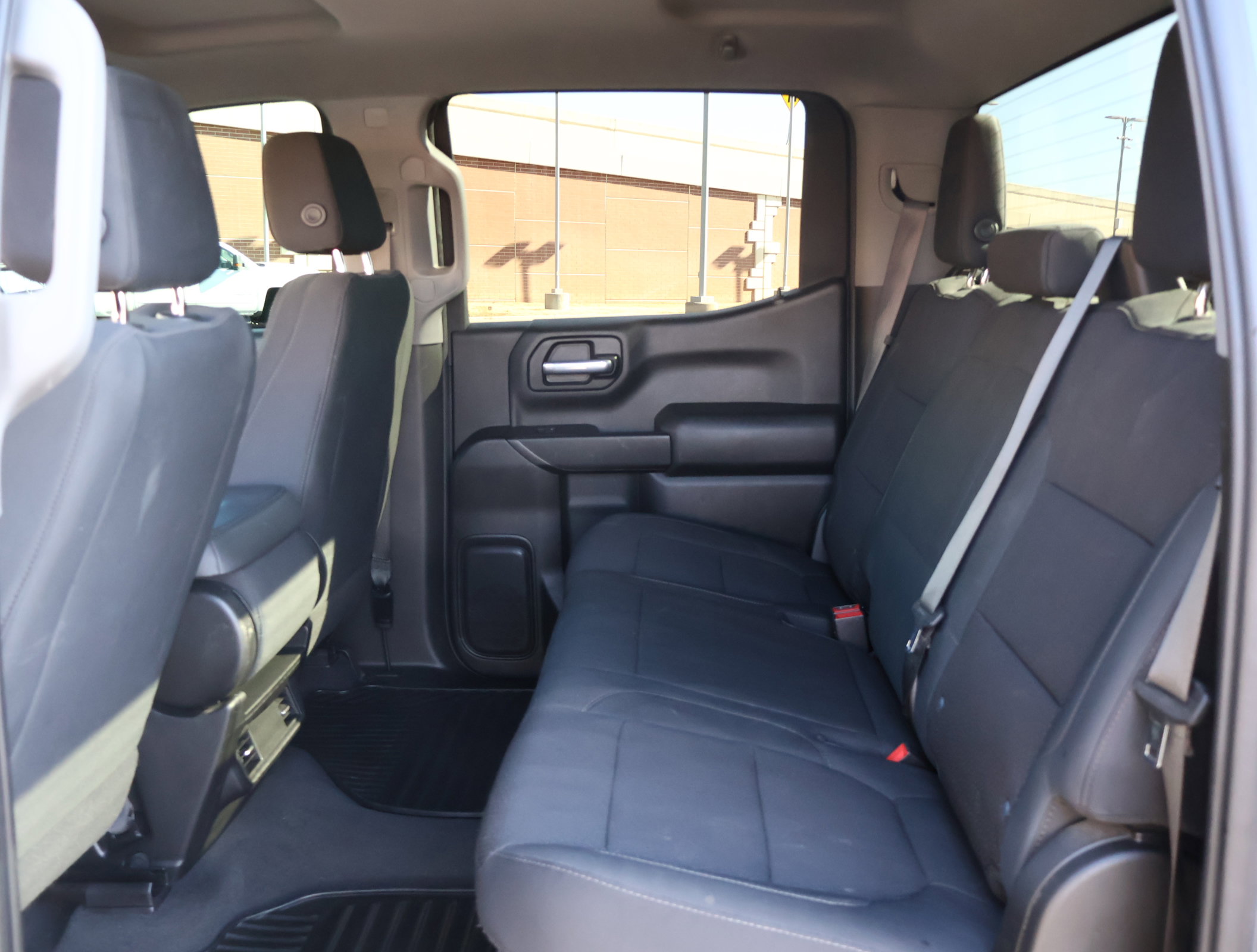 Used 2021 Chevrolet Silverado 1500 Custom Trail Boss w/ LPO, Dark Essentials Package image 17