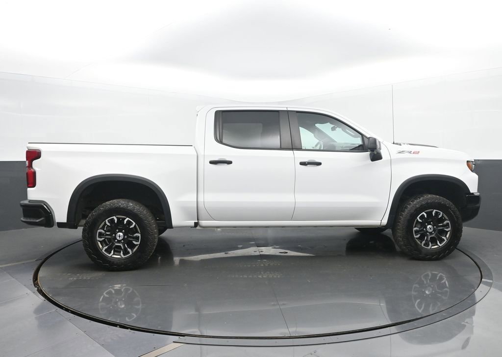 Used 2022 Chevrolet Silverado 1500 ZR2 w/ Technology Package image 6