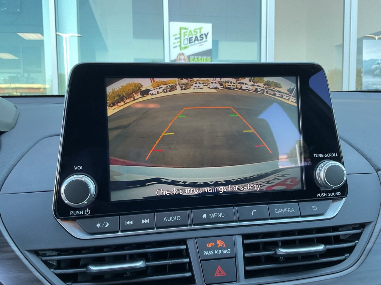 Used 2025 Nissan Altima 2.5 SV FWD image 28