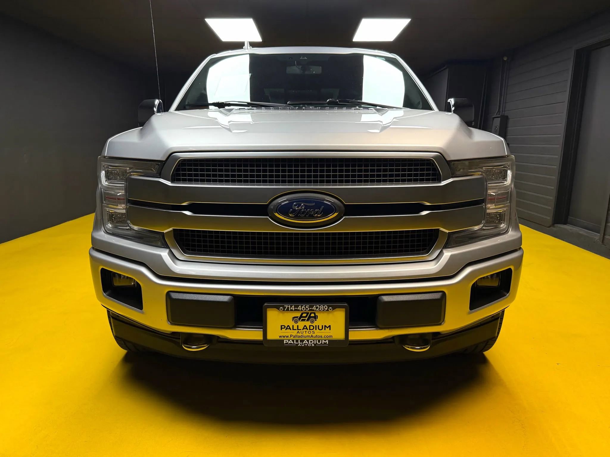 Used 2019 Ford F150 Platinum image 2