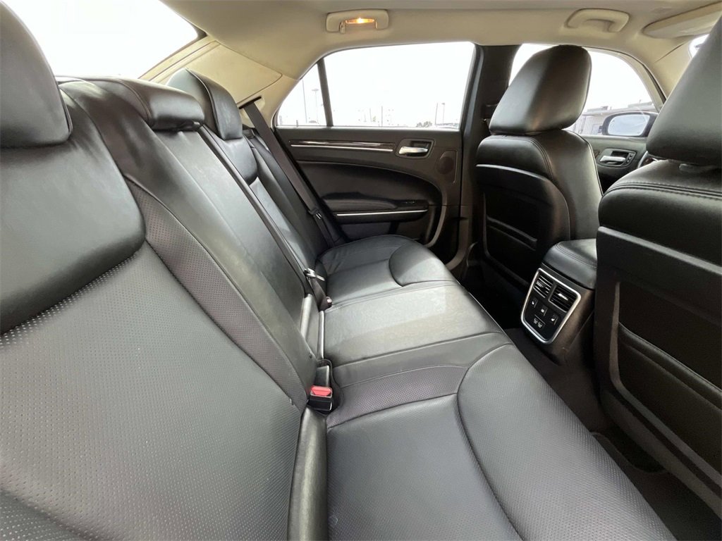 Used 2022 Chrysler 300 Touring L w/ Popular Equipment Group image 13