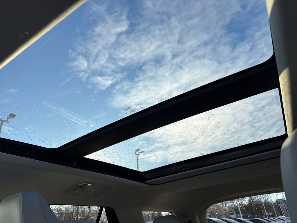 Used 2025 Ford Explorer Platinum w/ LUX Leather Package image 53