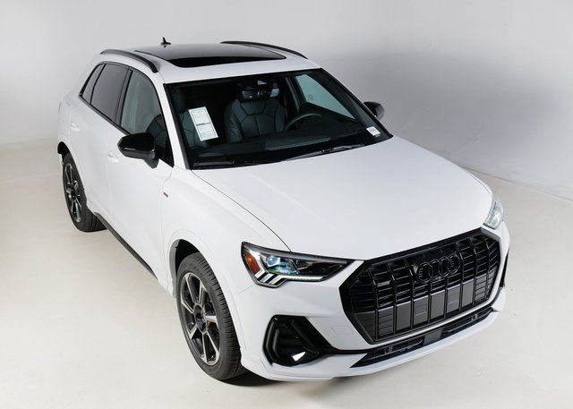 Used 2025 Audi Q3 2.0T Premium Plus w/ Premium Plus Package AWD/4WD image 5