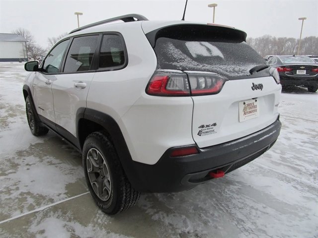 Used 2020 Jeep Cherokee Trailhawk w/ Cold Weather Group image 7