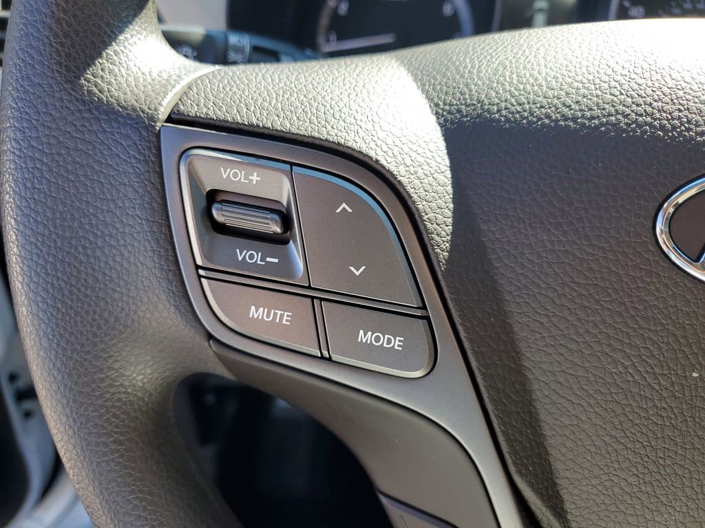 Used 2017 Hyundai Santa Fe Sport image 30