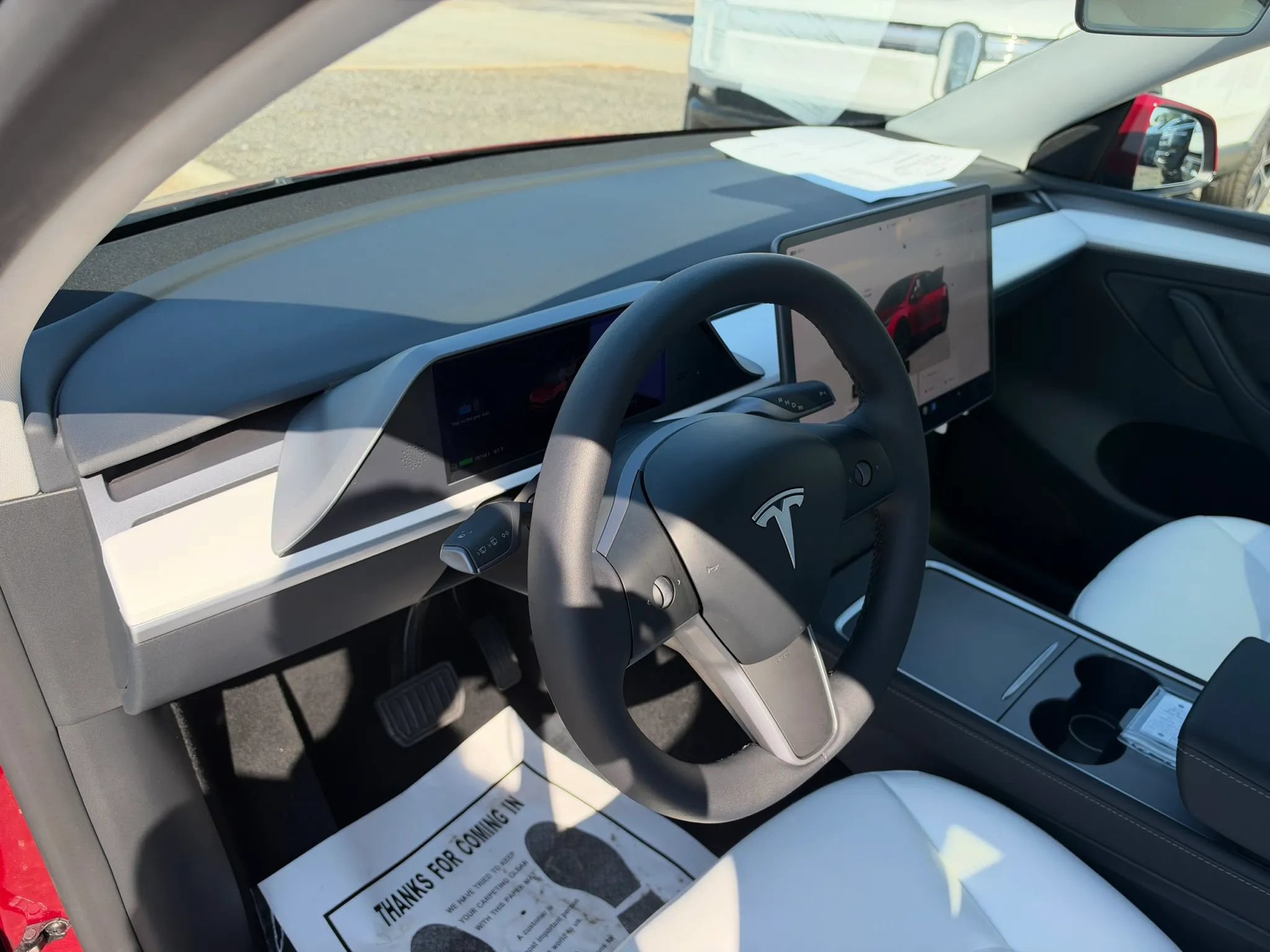 Used 2024 Tesla Model Y Long Range AWD/4WD image 8