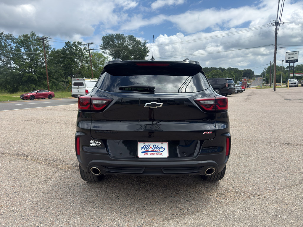 Used 2025 Chevrolet TrailBlazer RS w/ Convenience Package FWD image 18
