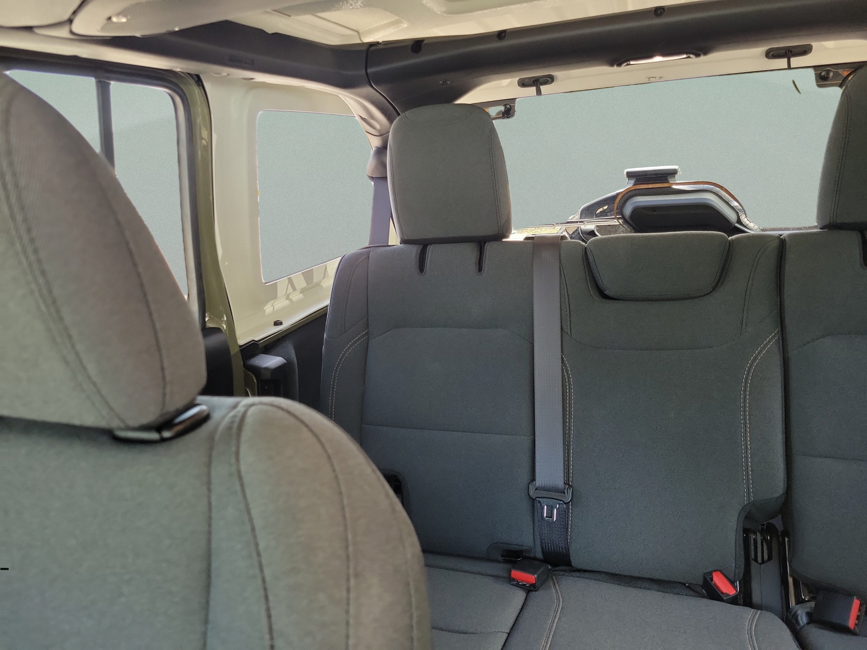 Used 2026 Jeep Wrangler Unlimited Sport AWD/4WD image 8