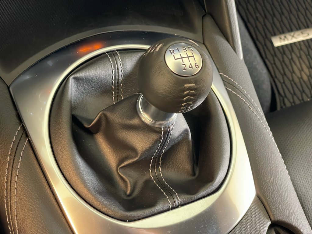 New 2025 MAZDA MX-5 Miata Grand Touring w/ Appearance Package image 37