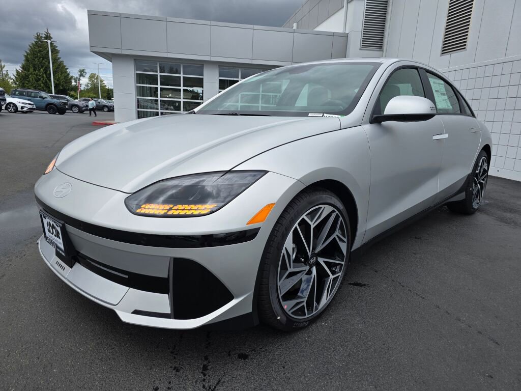 New 2025 Hyundai Ioniq 6 SEL image 8