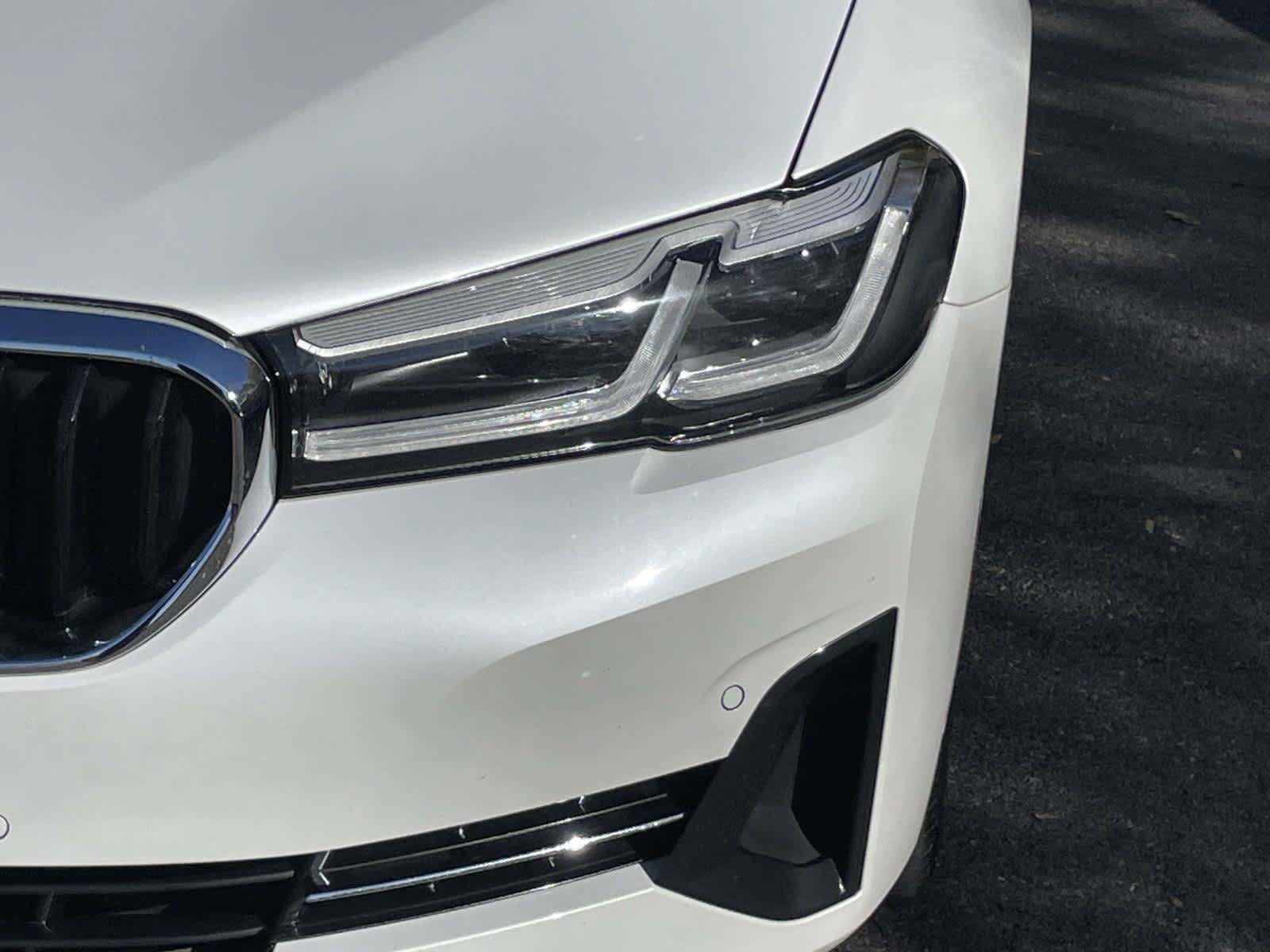 Used 2023 BMW 530e xDrive w/ Premium Package AWD/4WD image 9