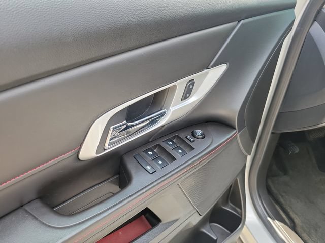 Used 2015 GMC Terrain SLE FWD image 16
