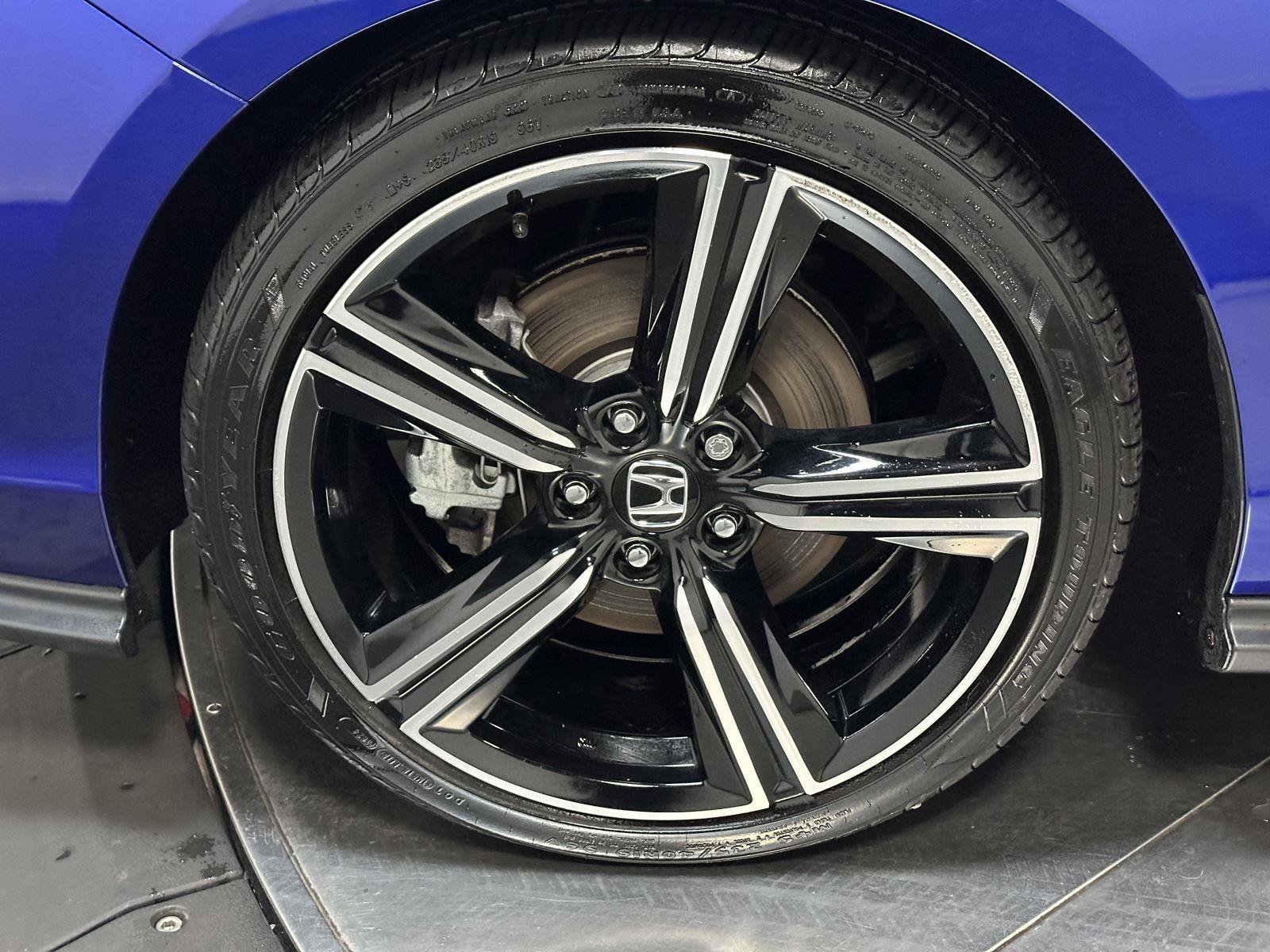 Used 2025 Honda Accord Sport image 18