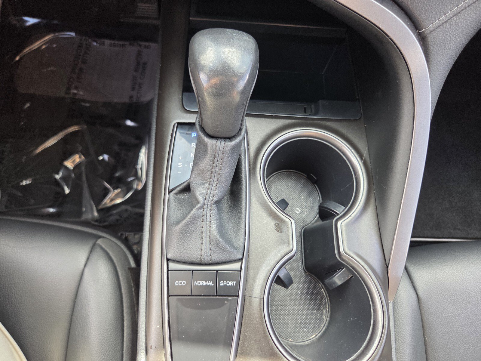 Used 2023 Toyota Camry SE FWD image 23