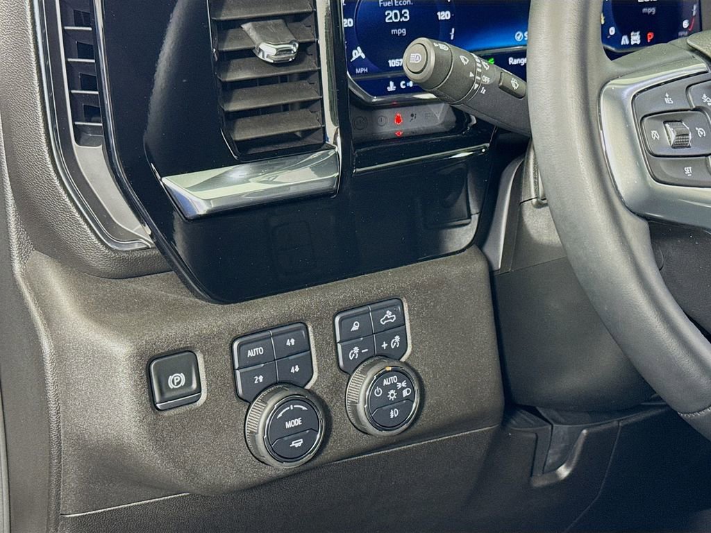 Used 2025 Chevrolet Silverado 1500 RST w/ All Star Edition Plus AWD/4WD image 10