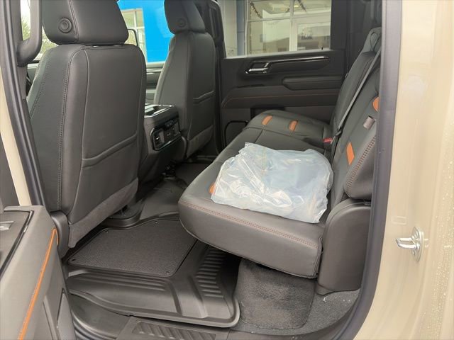 New 2026 GMC Sierra 2500 AT4 w/ AT4 Premium Plus Package image 9
