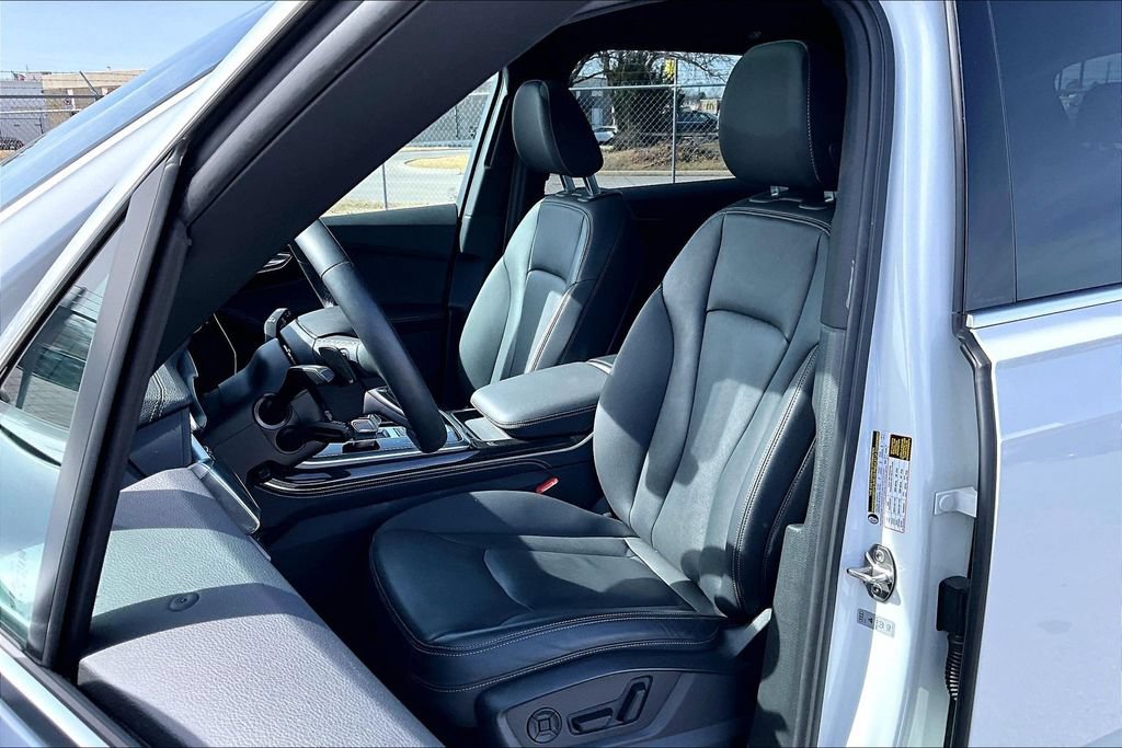 Used 2025 Audi Q7 3.0T Premium Plus AWD/4WD image 34