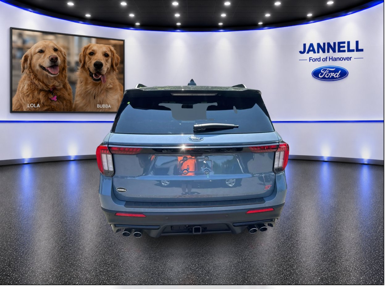 Used 2025 Ford Explorer ST w/ Sun And Sound Package AWD/4WD image 7