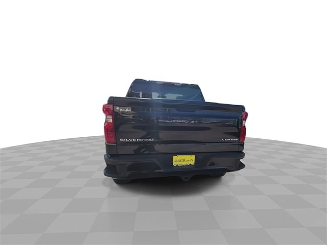 Used 2022 Chevrolet Silverado 1500 Custom image 7