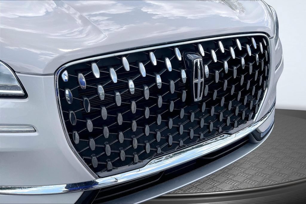 Certified 2023 Lincoln Corsair Reserve FWD image 33