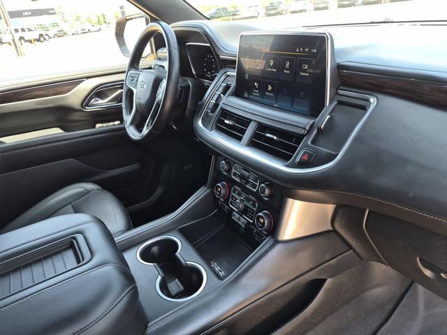 Used 2022 Chevrolet Suburban Z71 AWD/4WD image 16