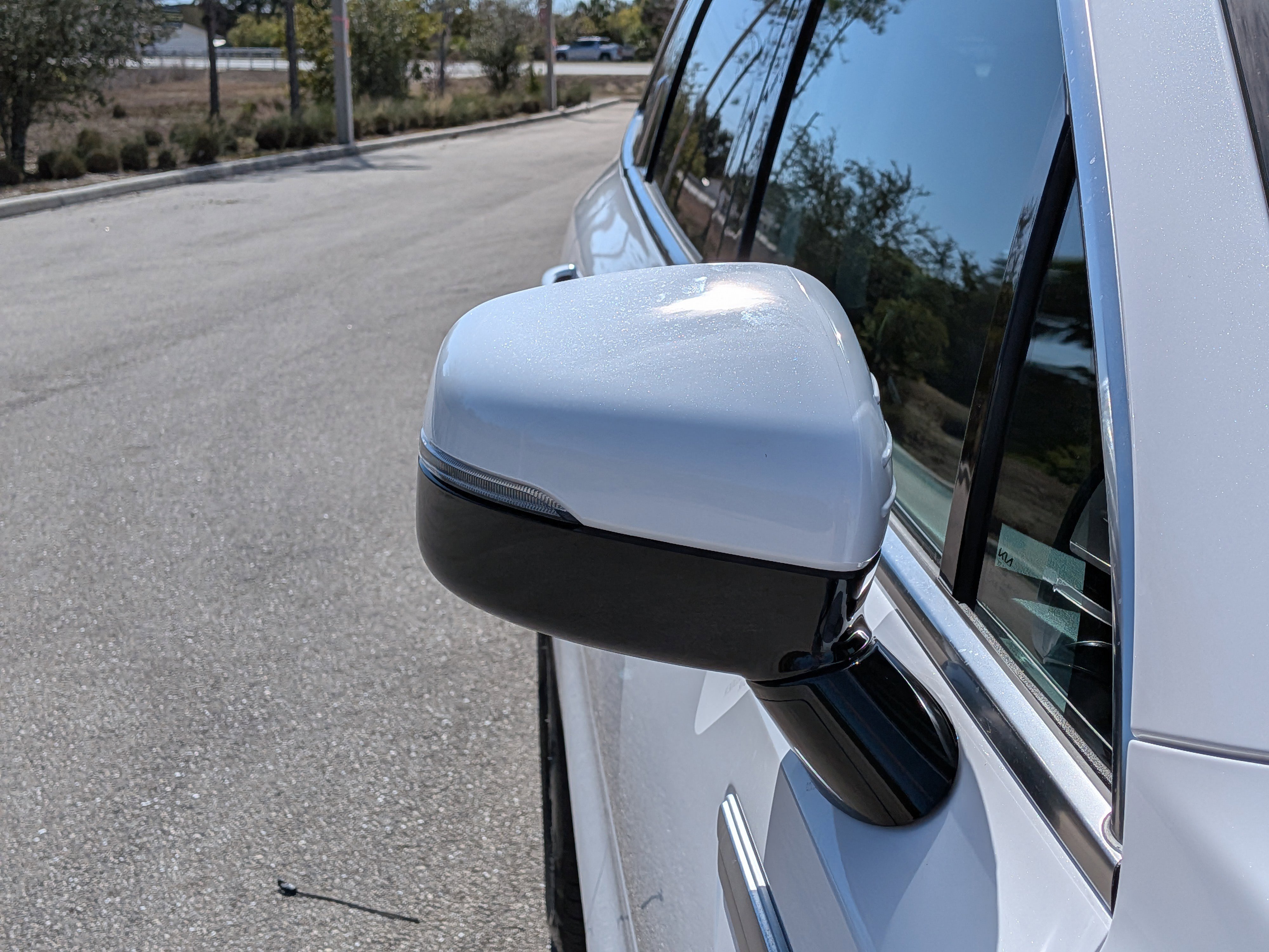 Certified 2025 Kia Sorento S image 12