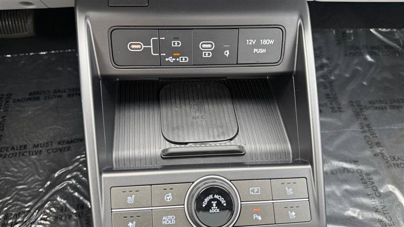 Used 2024 Hyundai Kona Limited AWD/4WD image 35
