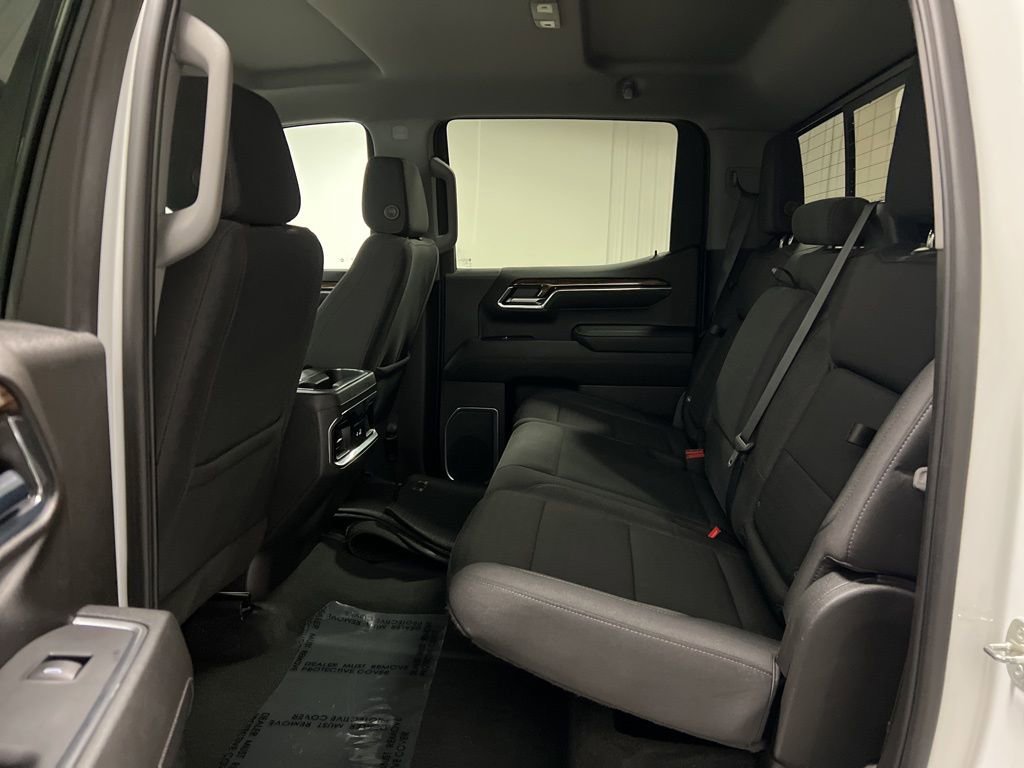 Used 2023 GMC Sierra 1500 Elevation image 12