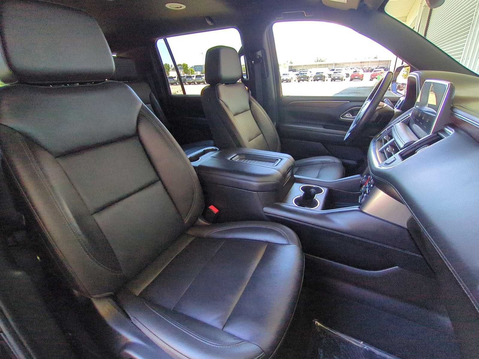 Used 2021 Chevrolet Suburban Z71 AWD/4WD image 26