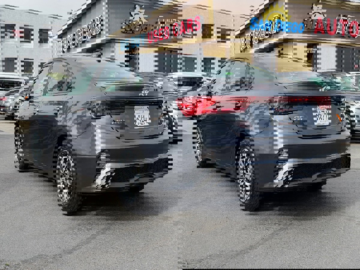 Used 2024 Kia Forte LXS image 9