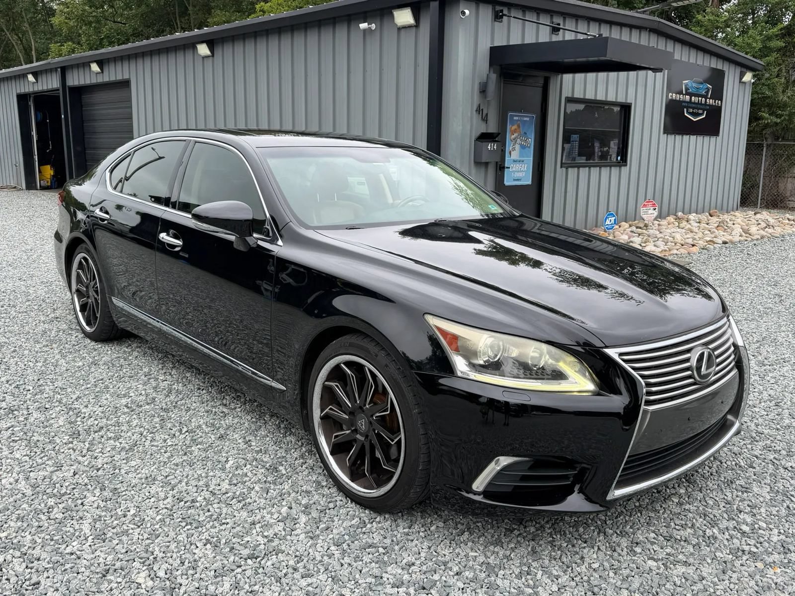Used 2013 Lexus LS 460 w/ Comfort Pkg RWD image 7