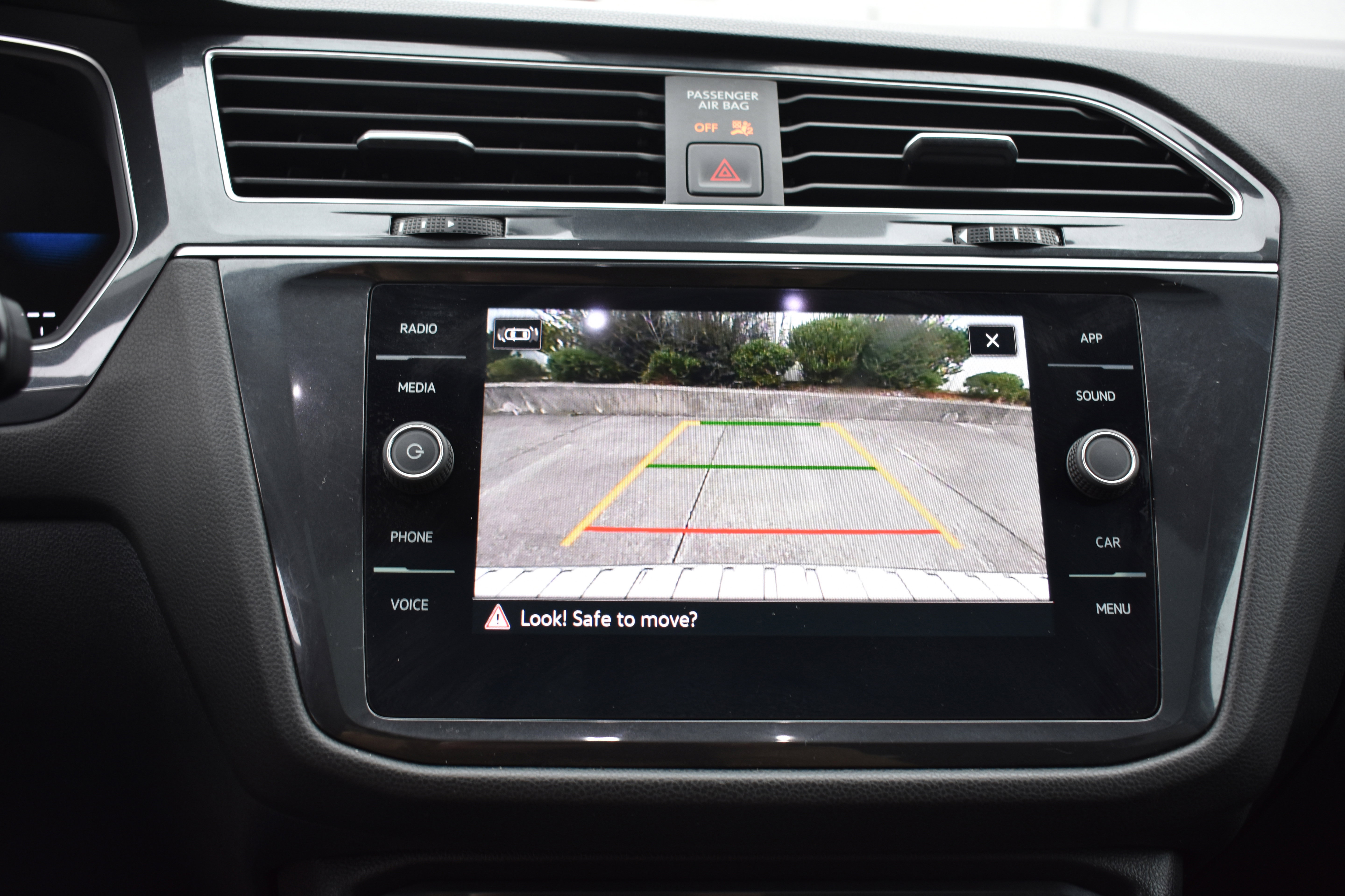 Used 2024 Volkswagen Tiguan Wolfsburg Edition image 18