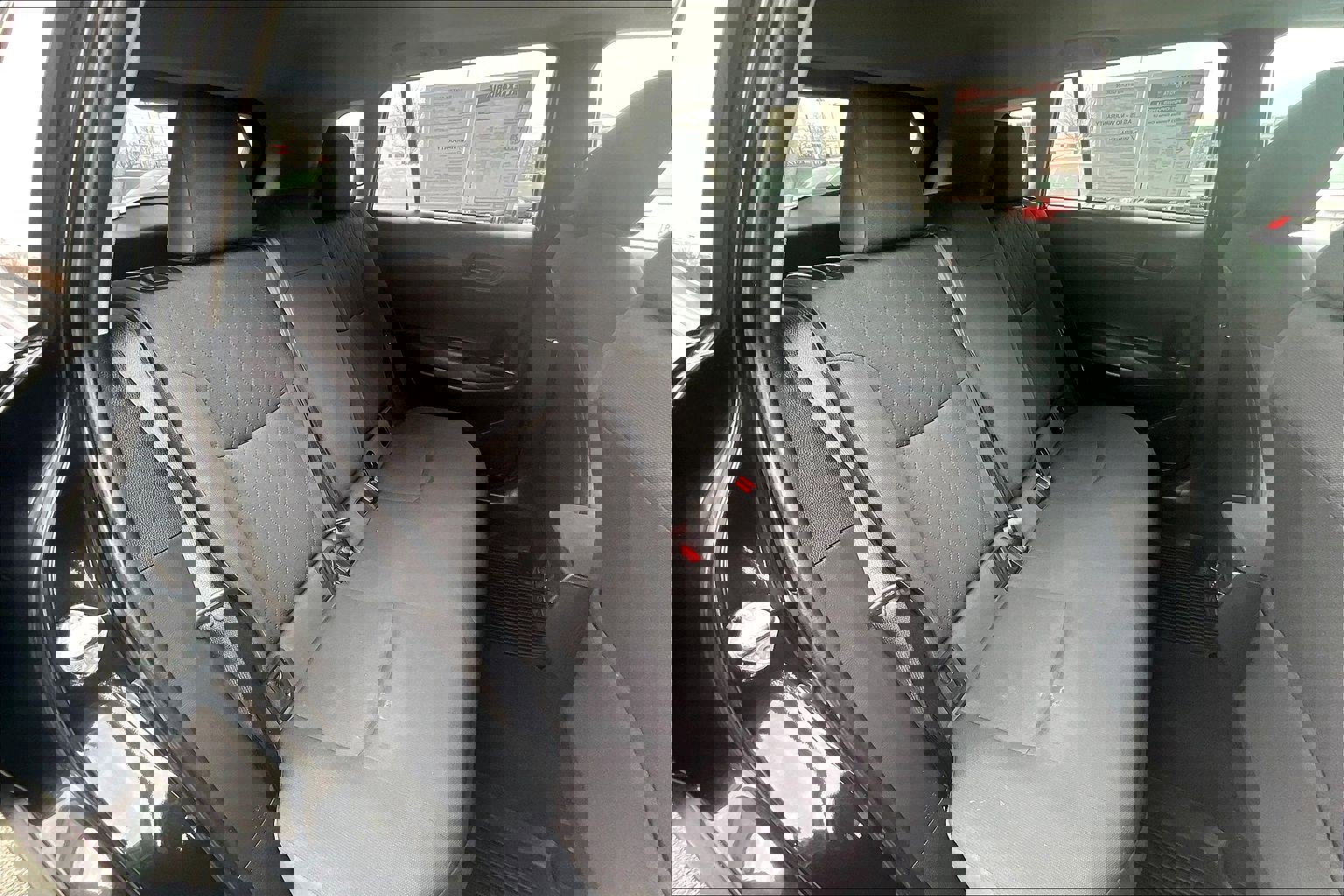 Used 2022 Toyota Corolla Cross LE w/ Moonroof Package image 26