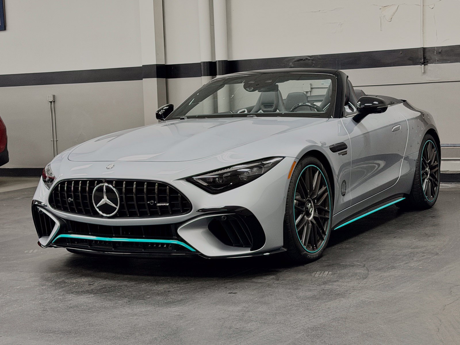 Used 2024 Mercedes-Benz SL 63 AMG 4MATIC image 7