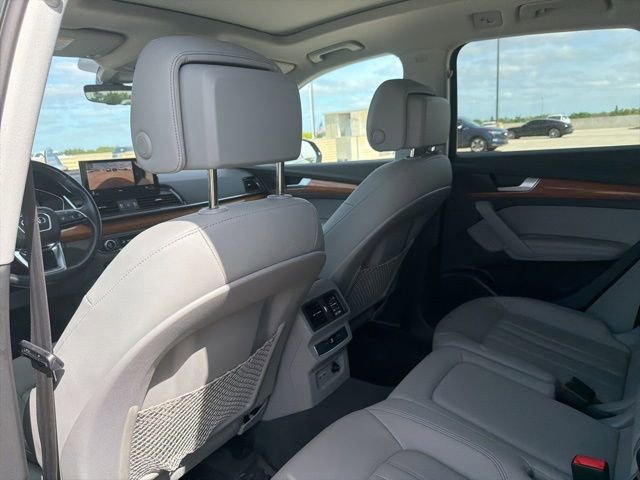 Used 2022 Audi Q5 2.0T Premium Plus w/ Premium Plus Package image 11