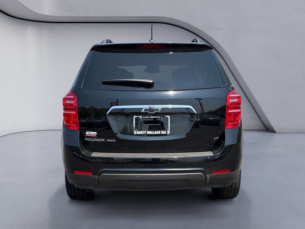 Used 2017 Chevrolet Equinox LT image 4