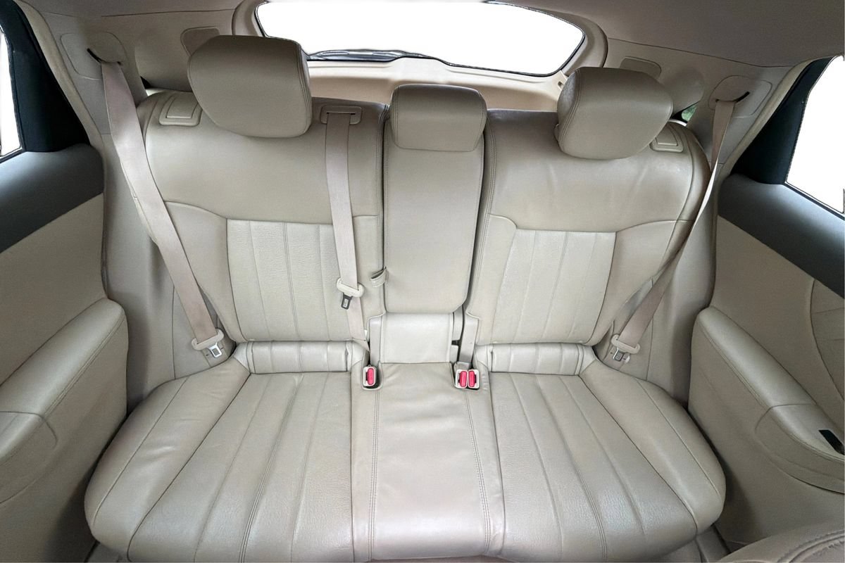 Used 2016 INFINITI QX70 2WD w/ Premium Package image 14