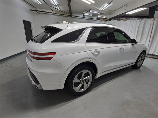 Used 2026 Genesis GV70 2.5T Select image 8