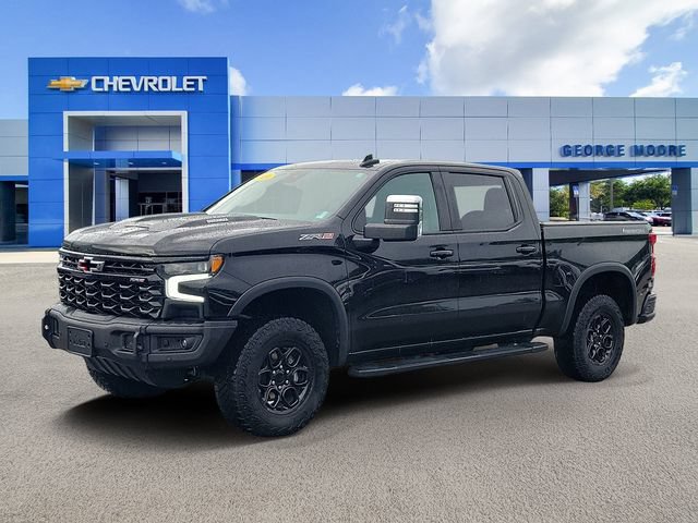 Used 2024 Chevrolet Silverado 1500 ZR2 w/ ZR2 Bison Edition AWD/4WD image 2