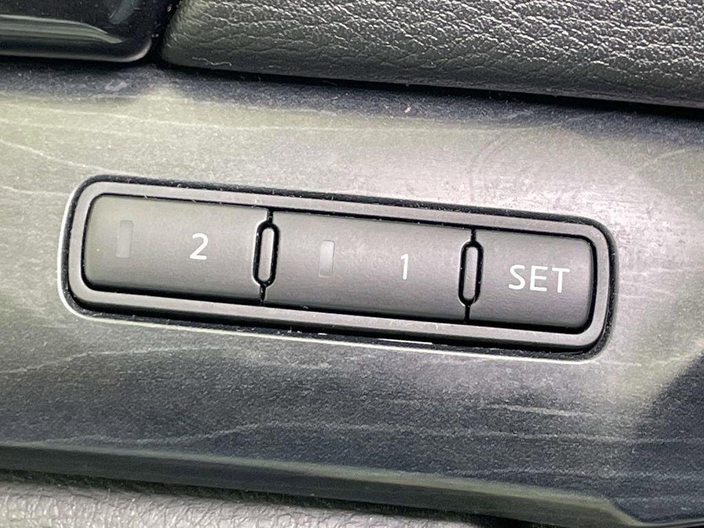 Used 2019 Nissan Maxima Platinum w/ Sport Mat Group FWD image 31