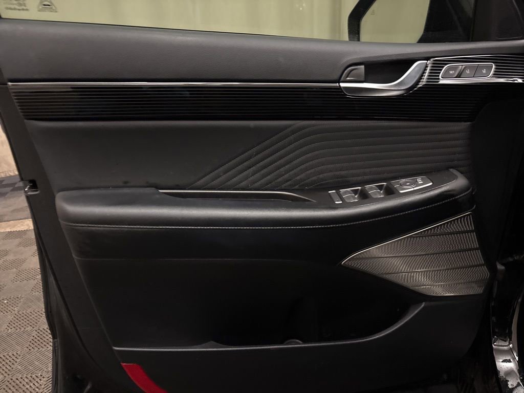 Used 2024 Hyundai Palisade Calligraphy image 10